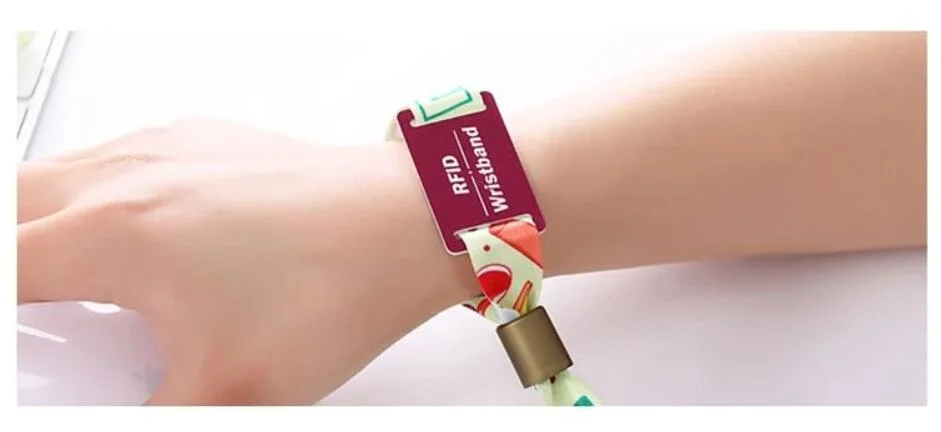 Popular Woven Wristband with Plastic PVC RFID Tag for Membership