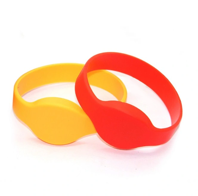 New Arrival RFID Smart Silicon Wristband Sensor Chip Waterproof NFC Bracelet Custom Logo Silicone RFID Wristband